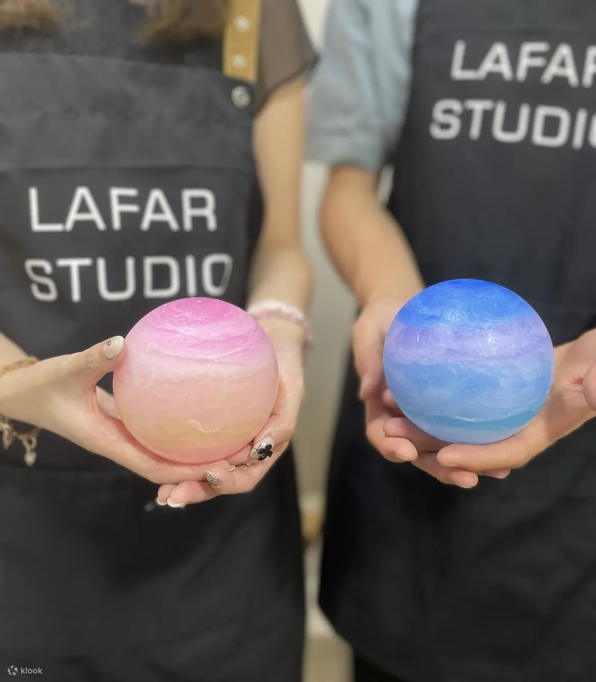 LAFARSTUDIO | 一站式工作坊 | 调香 | 香薰蜡烛 | 唇膏 | 护肤品 | 亲子活动 | 朋友聚会 | 情侣 |